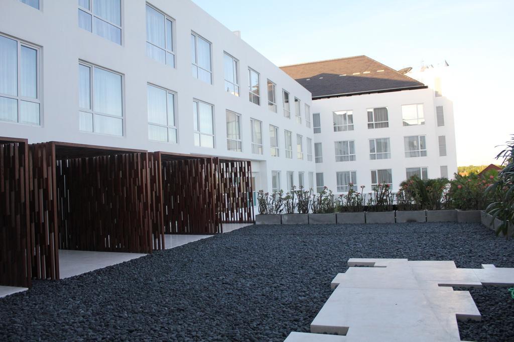 Harvestland Hotel Bali Kuta  Exterior photo